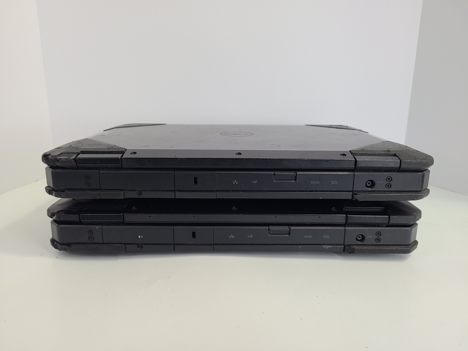 Lot Of 2 For Parts Dell Latitude 5414 Rugged 14″ i5-6300U 2.40GHz 8GB RAM No SSD