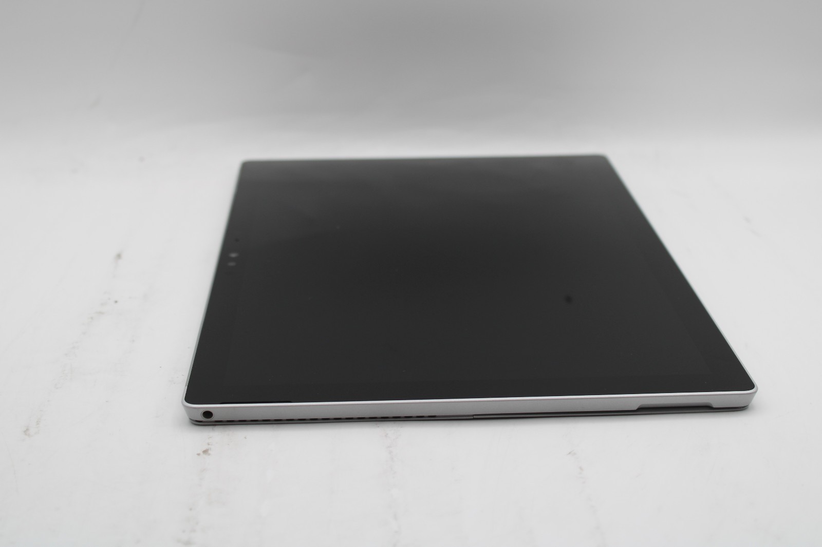 Microsoft Surface Pro 4 1724 i5-6300U 4GB RAM 128GB SSD No OS