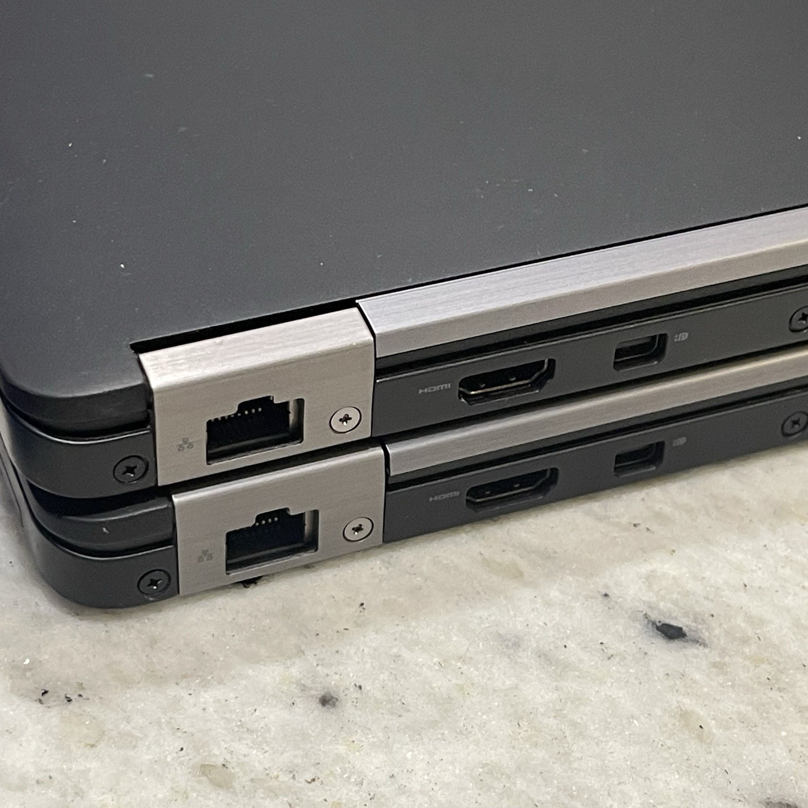 Lot 2 Dell Latitude E7270 12.5″ Laptops i3-6th No Ram No HDD Tested Boot To BIOS