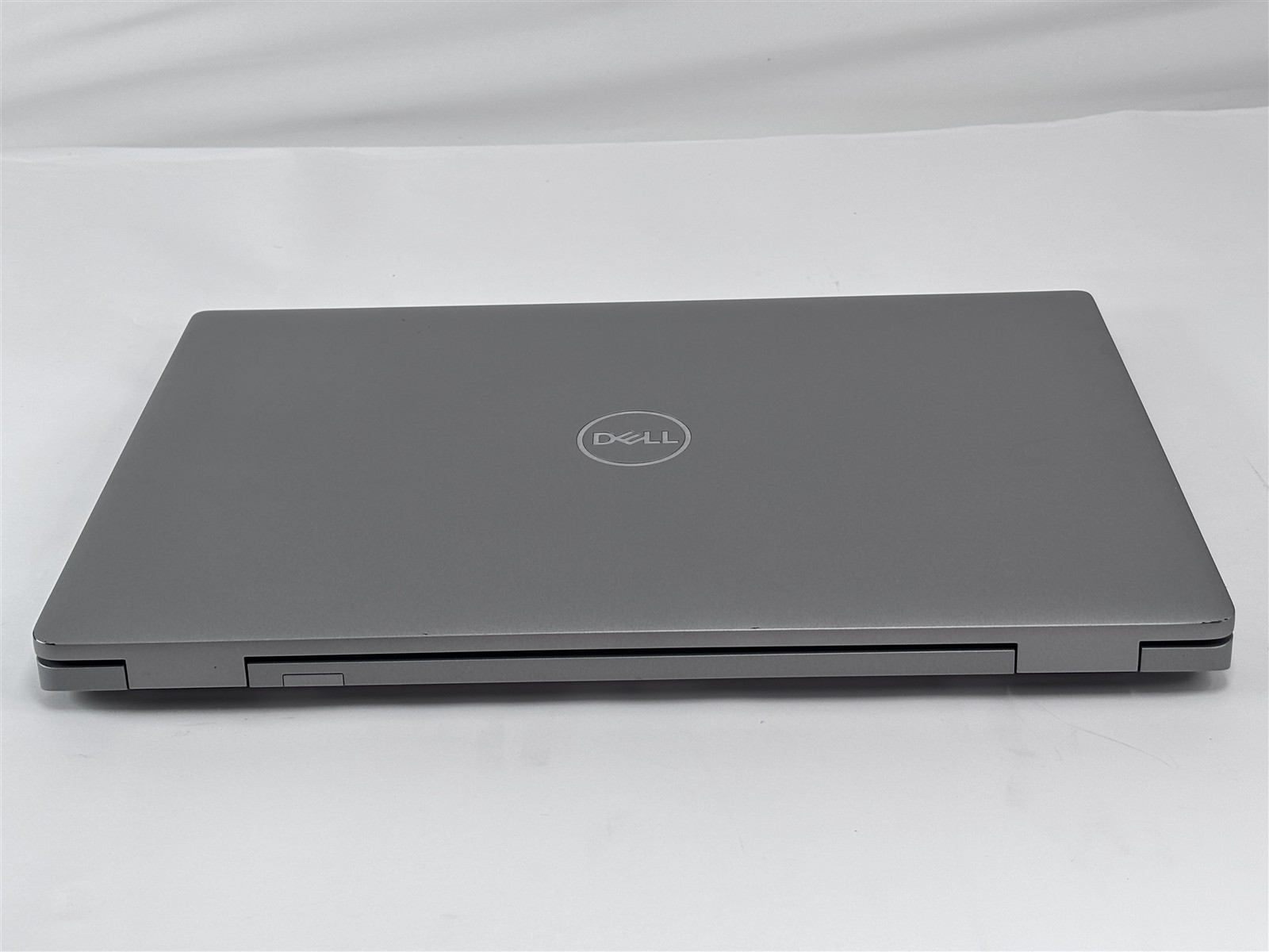 Dell Precision 3560 15.6″ Core i7-1185G7 3.0GHz 16GB 256GB Quadro