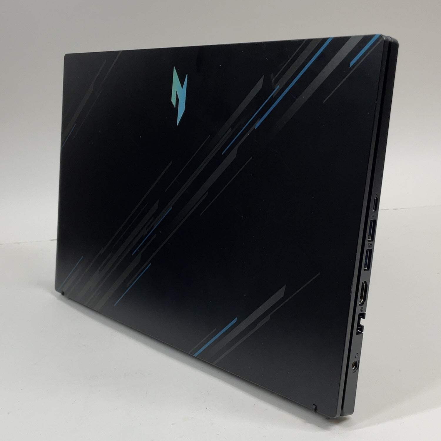 Acer Nitro V 15 ANV15-51 15.6″ i5-13420H 2.1GHz 8GB RAM 512GB SSD RTX 2050