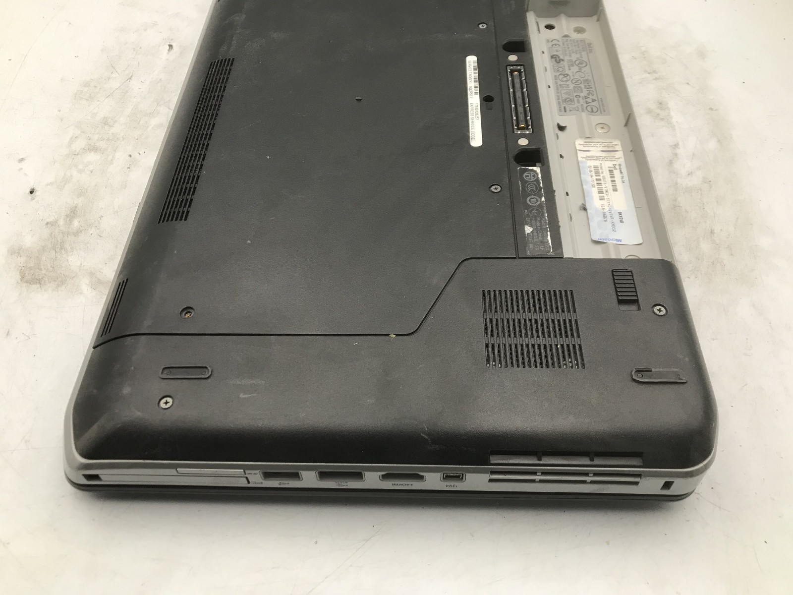 DELL LATITUDE E5520 – BOOTS TO BIOS – INTEL I3 2330M – 4GB RAM – READ DESC – BB!