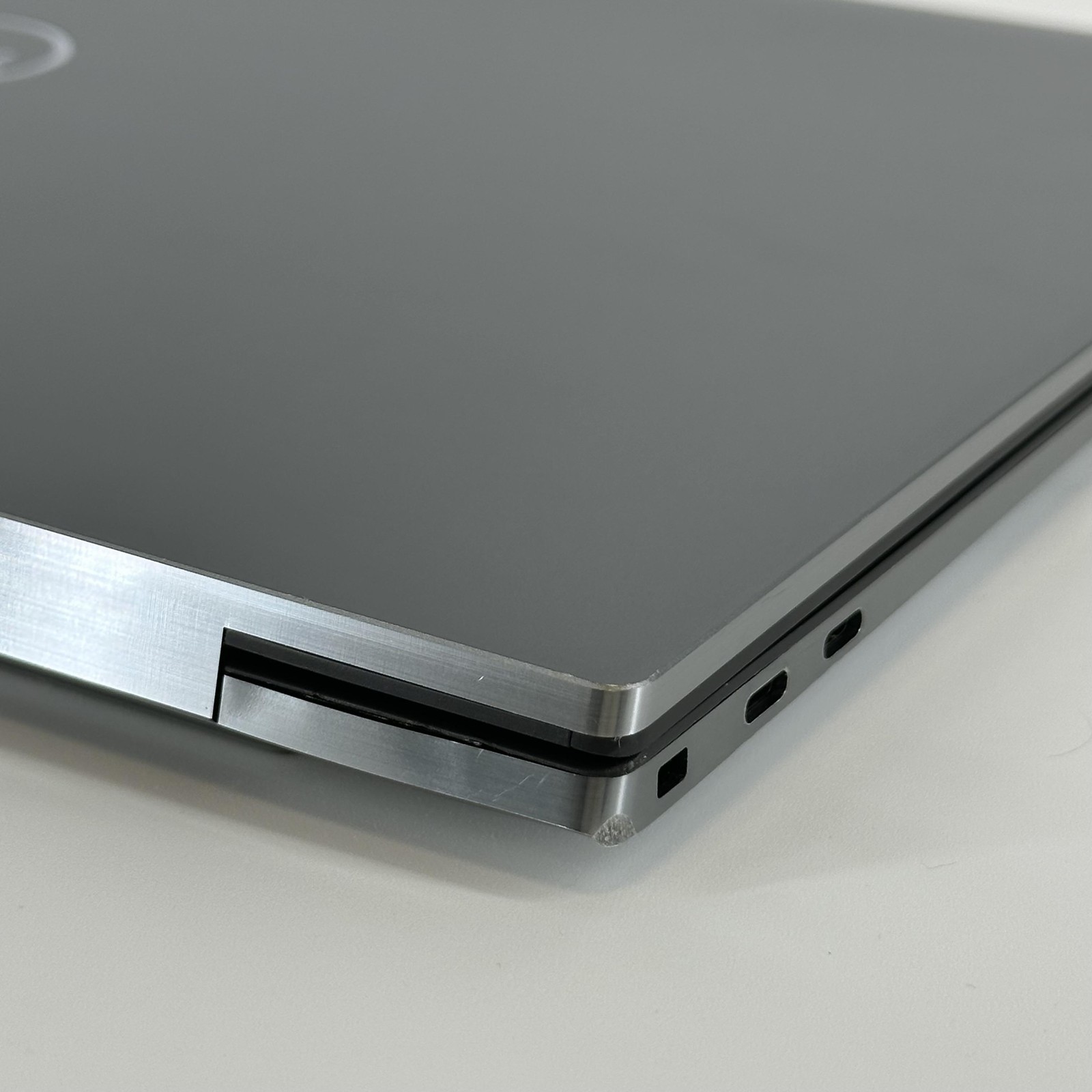 Dell Precision 5760 17 UHD+ TOUCH Xeon W-11955M 2.60GHz 64GB 2TB/512GB RTX A3000