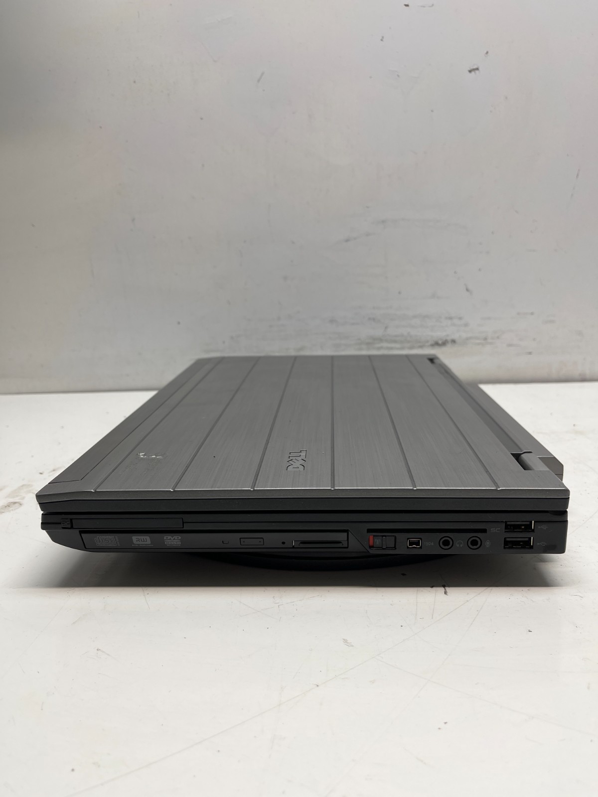 Dell Precision M4500 Intel Core i7 NO RAM NO HDD NO BAT – For Parts