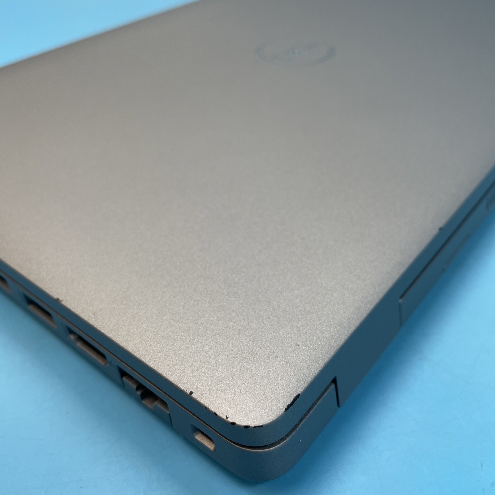 Dell Latitude 5420 | i7-1185G7 | 16GB RAM | 256GB SSD | NO OS | 49% BATT