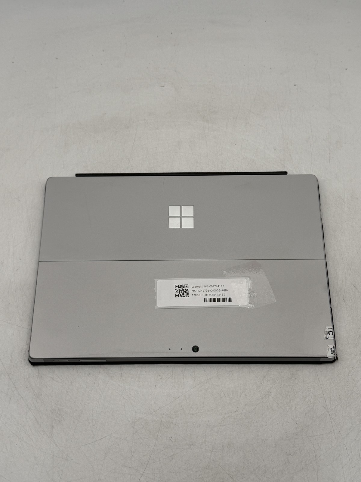Microsoft Surface Pro 12.3in m3-7Y30 4GB 128GB NO OS READ