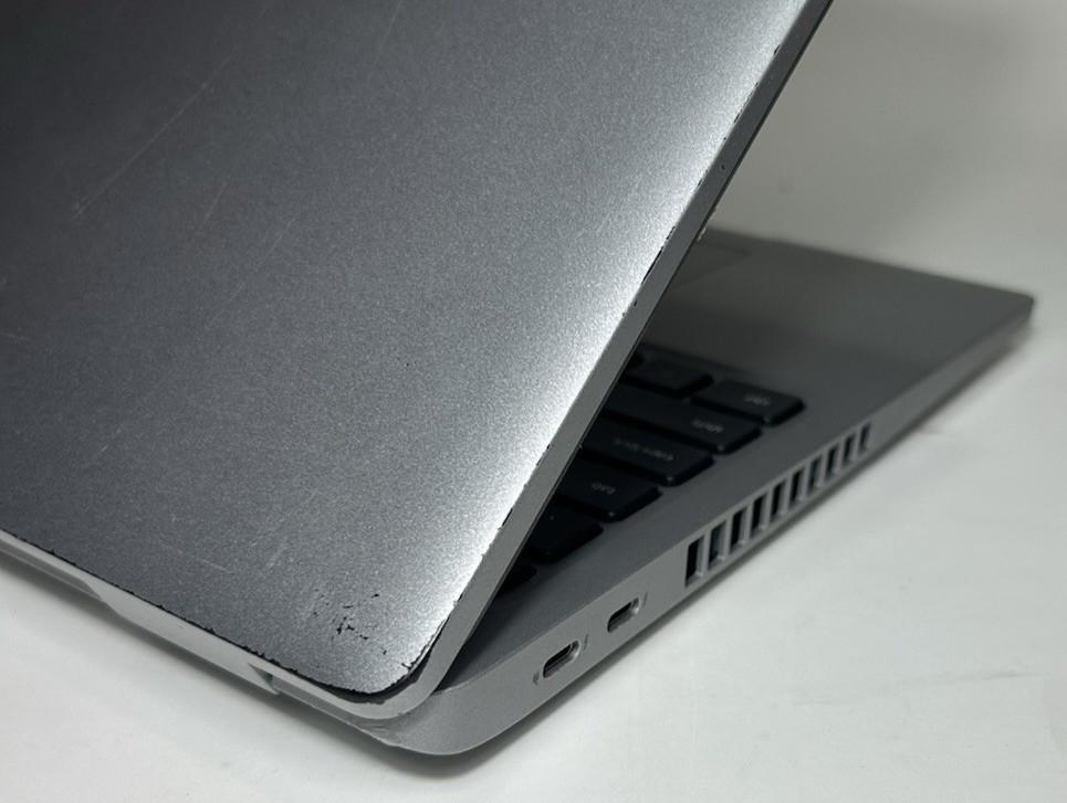 Dell Latitude 5520 Laptop 15.6″ i5-1135G7 @2.40GHz – 8GB RAM – 256GB NVMe – W11P