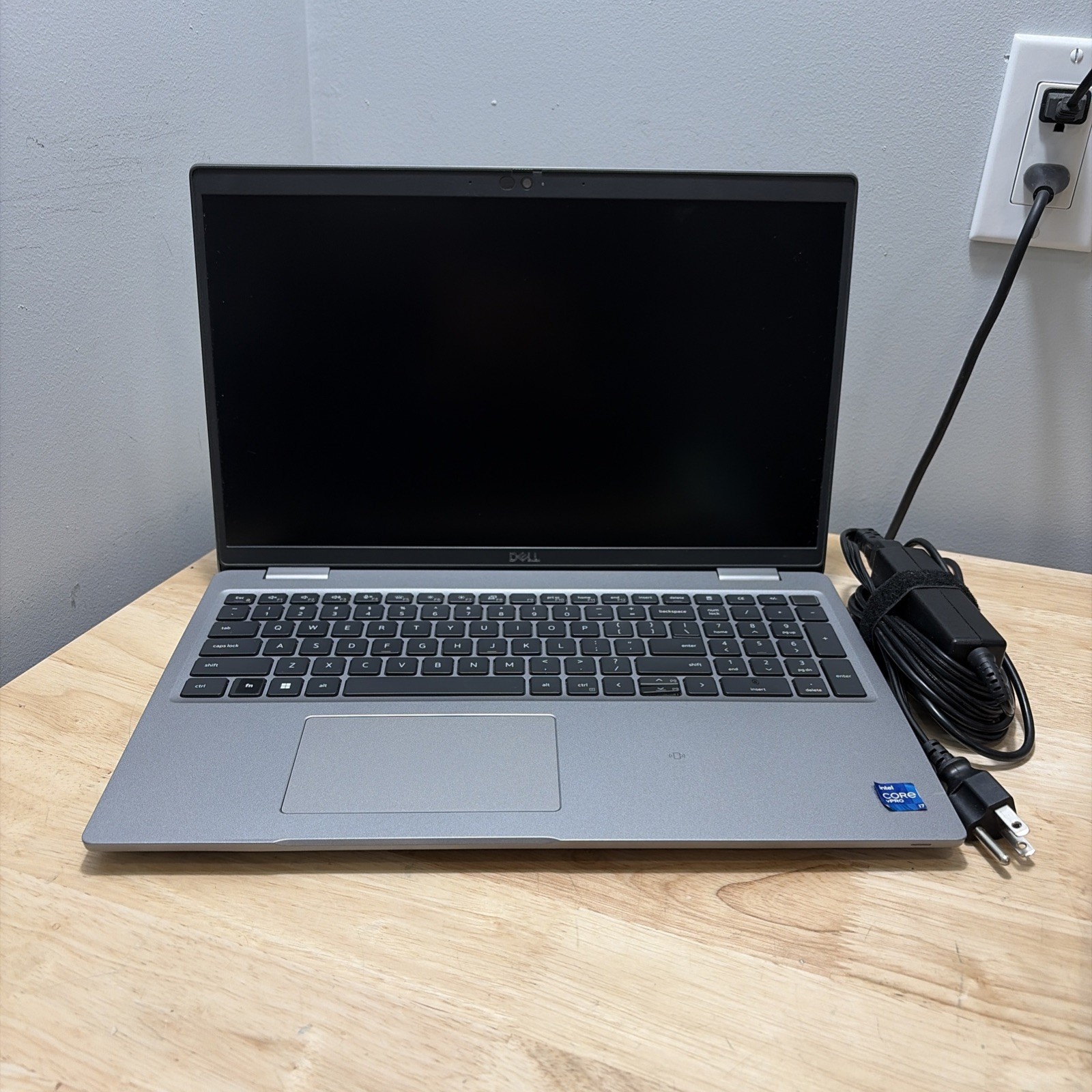 Dell Latitude 5520 Core i5-1135G7 2.40GHz, 16GB, 256GB SSD WebCam, WiFi W11 Cord