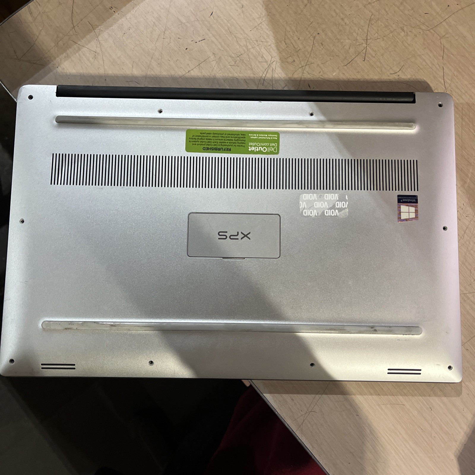 DELL XPS 15 7590 INTEL CORE I7-9750H 2.60GHZ 8GB RAM NO HD