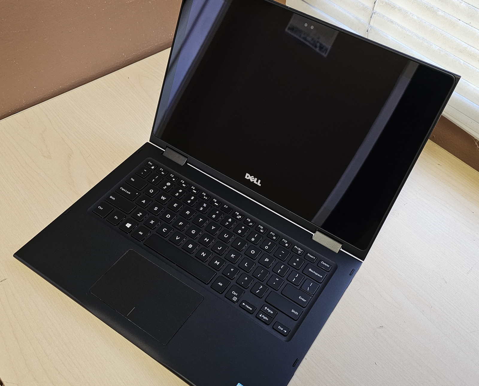 DELL Latitude 3390 2-in-1 i5-8250U 16GB RAM 256GB SSD 13.3″FHD TOUCH WiFi + BT