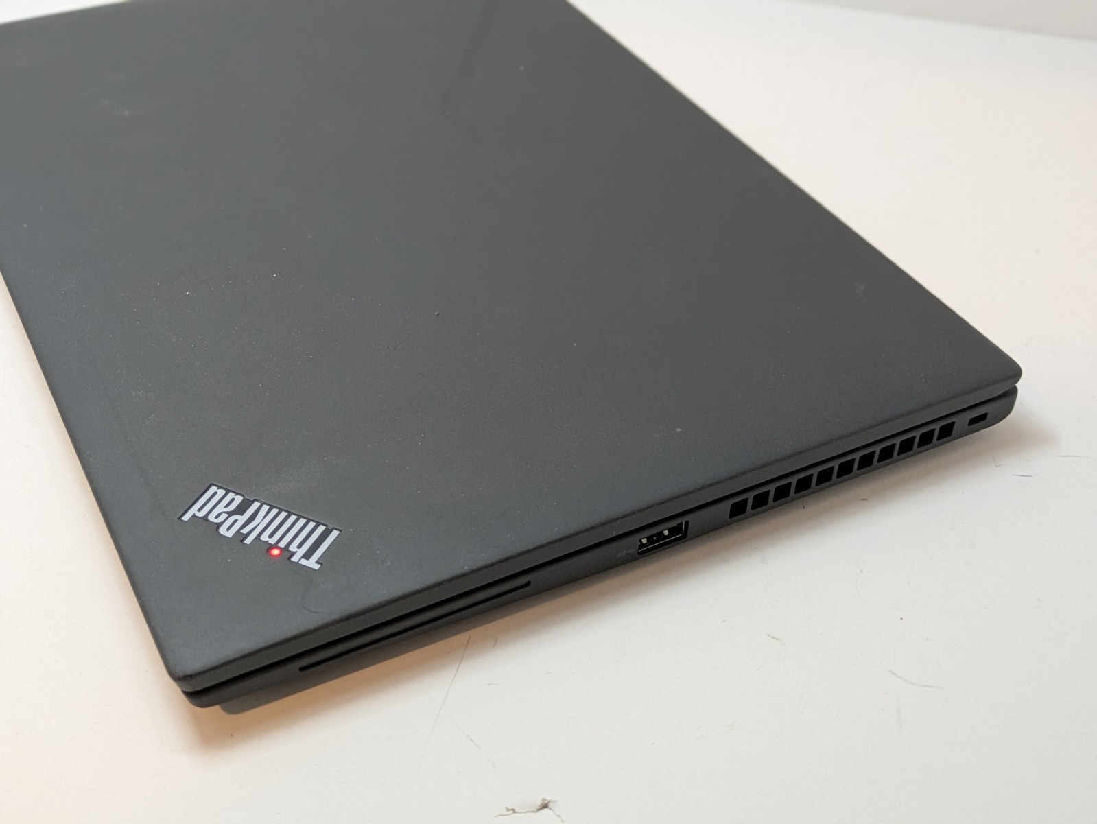 Lenovo ThinkPad T14s Gen 3 i5-1235U 16GB RAM (No SSD, No OS)