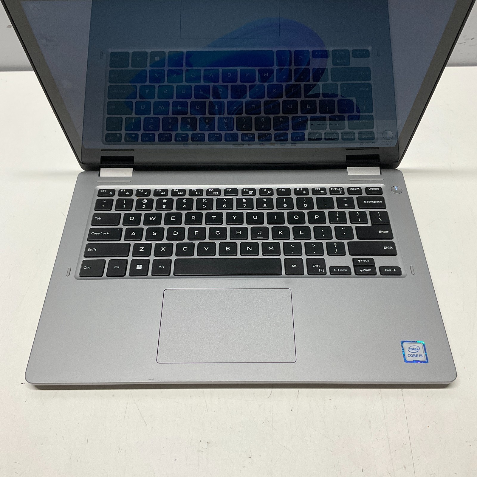 Dell Latitude 3310 2-in-1 Intel i5-8265U 1.60GHz 4GB RAM 128GB SSD Windows 11