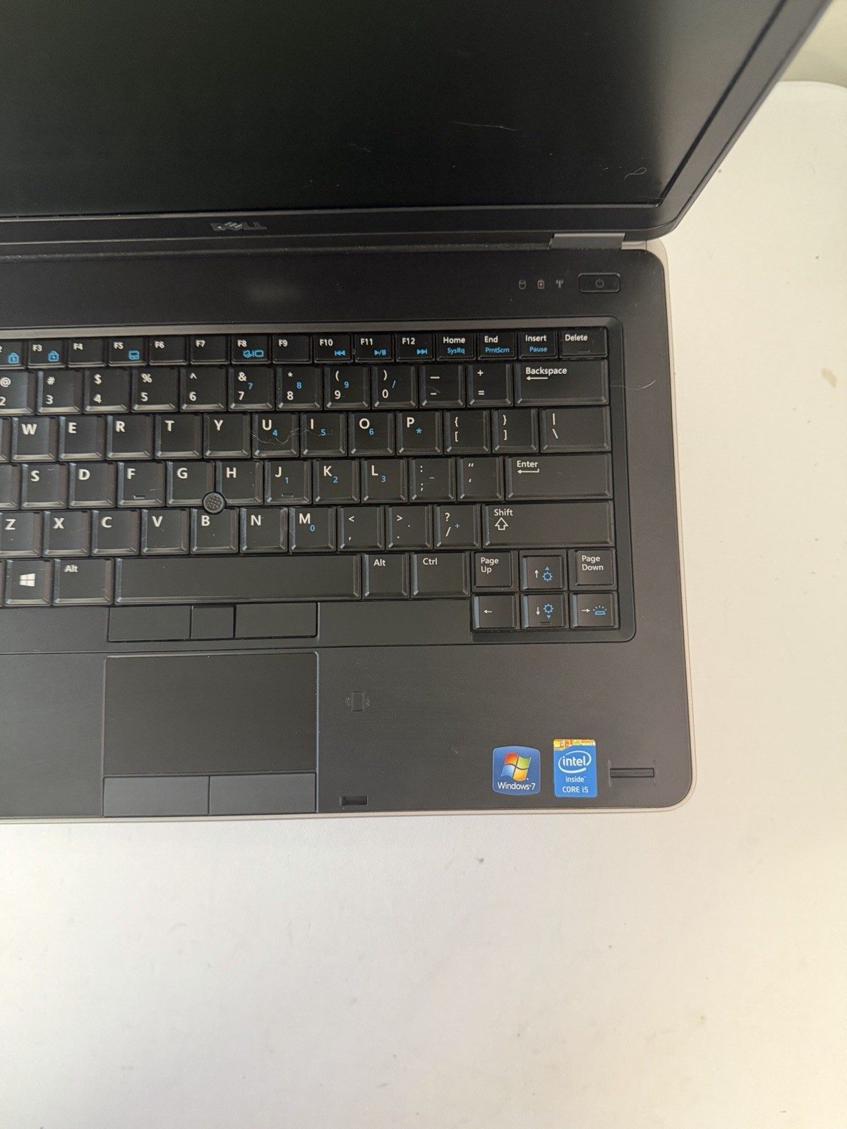 Dell Latitude E6440 Laptop – Good Screen – Intel i5-4300M – RAM 8GB – Read Des