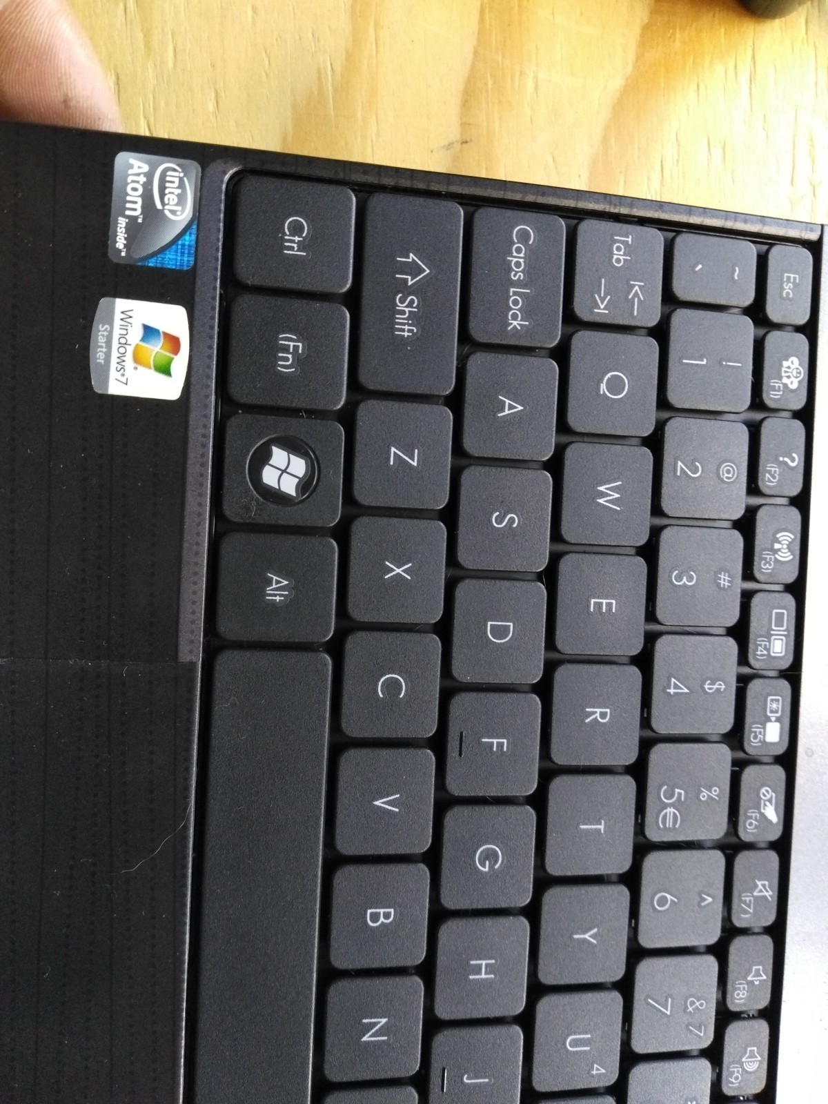 Gateway LT2802u 10.1″ Netbook-Intel Atom N455-120GB SSD-2GB RAM-Windows 7-Office