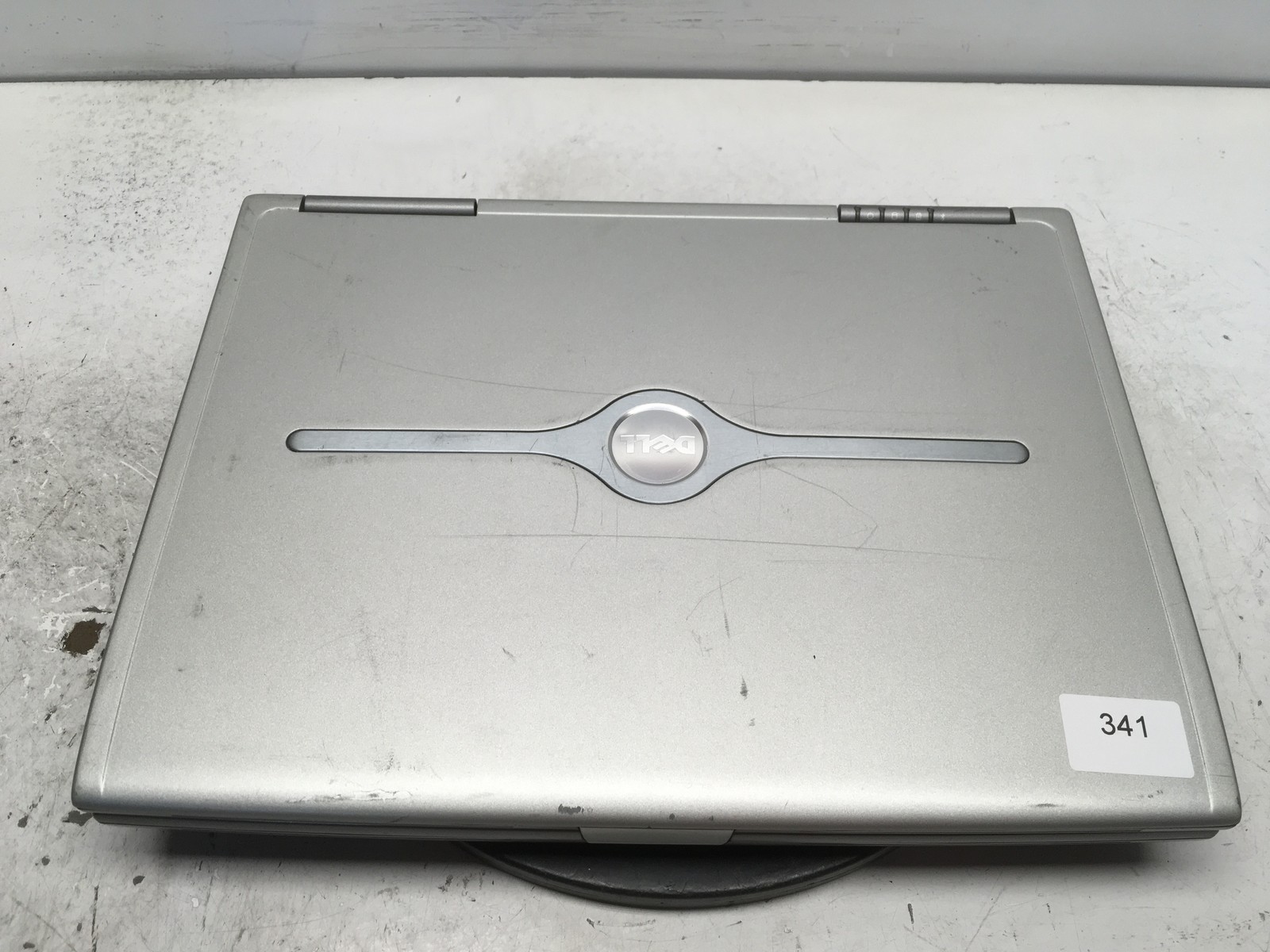 Dell Inspiron 8500 Intel Mobile Pentium 4 2.2GHz 512 MB NO HDD NO BATT