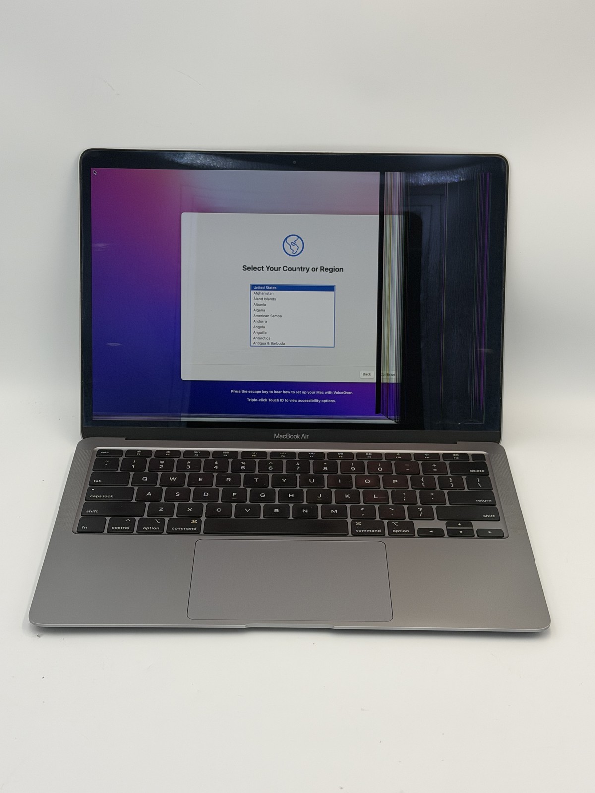 Apple MacBook Air (13-inch) [i3] (2020) Intel Core i3 1.1 GHz 8GB RAM 256GB SSD