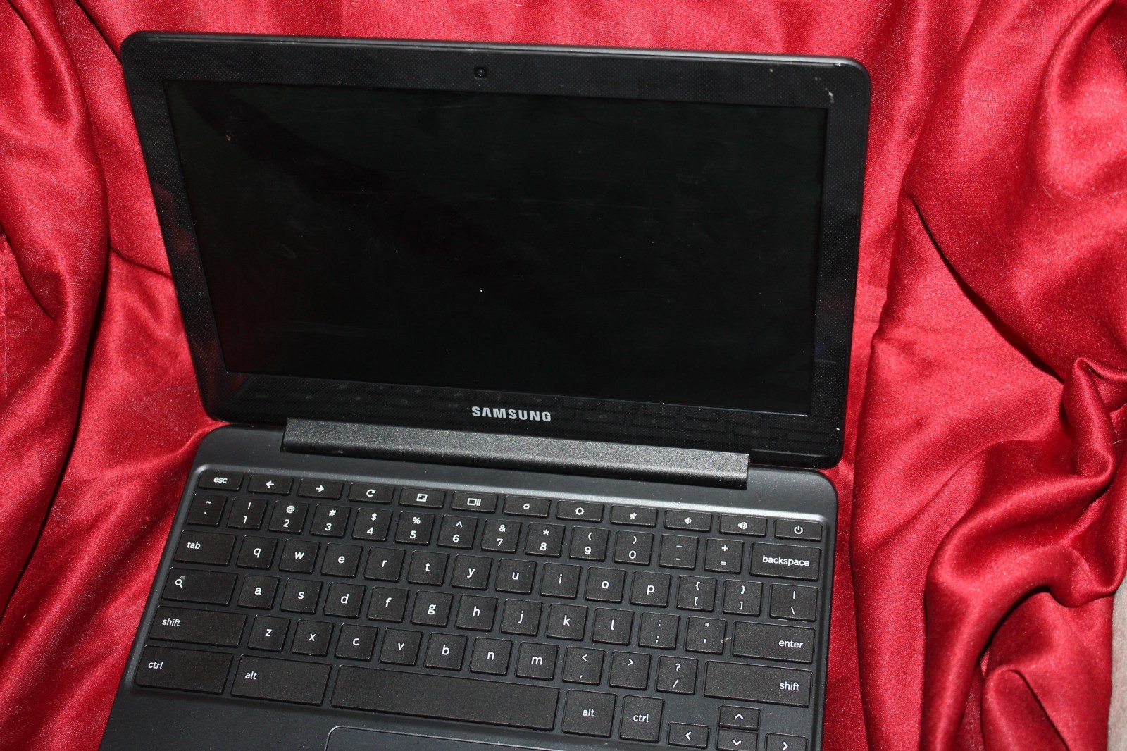 Microsoft Surface Pro 3 Model 1645 & 2 Samsung 500C Chrome books No pwr supplys