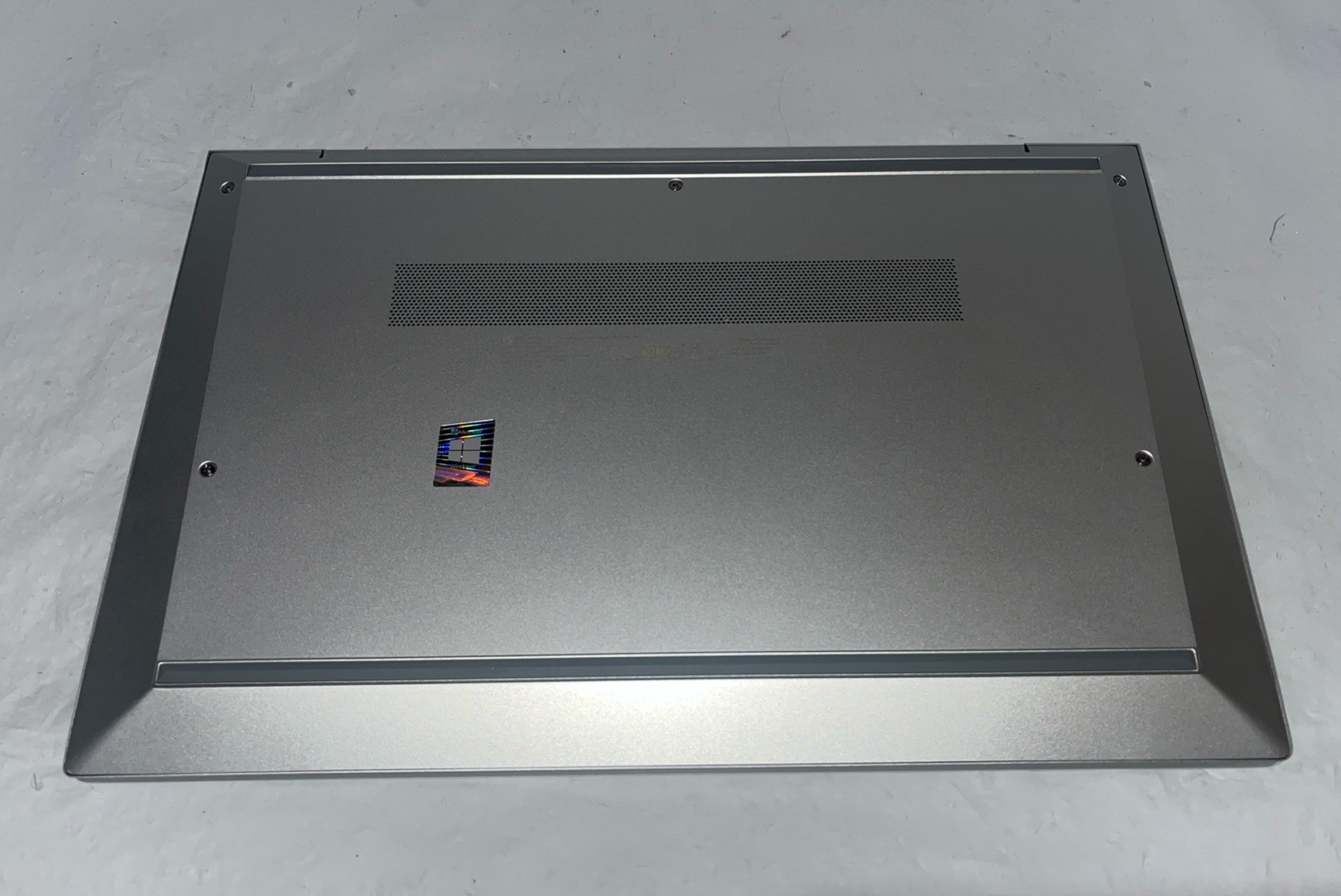 HP EliteBook 840 G8 14″ i5-1145G7@2.6GHz, 16GB RAM, 256GB M2, Win 11 Pro *READ