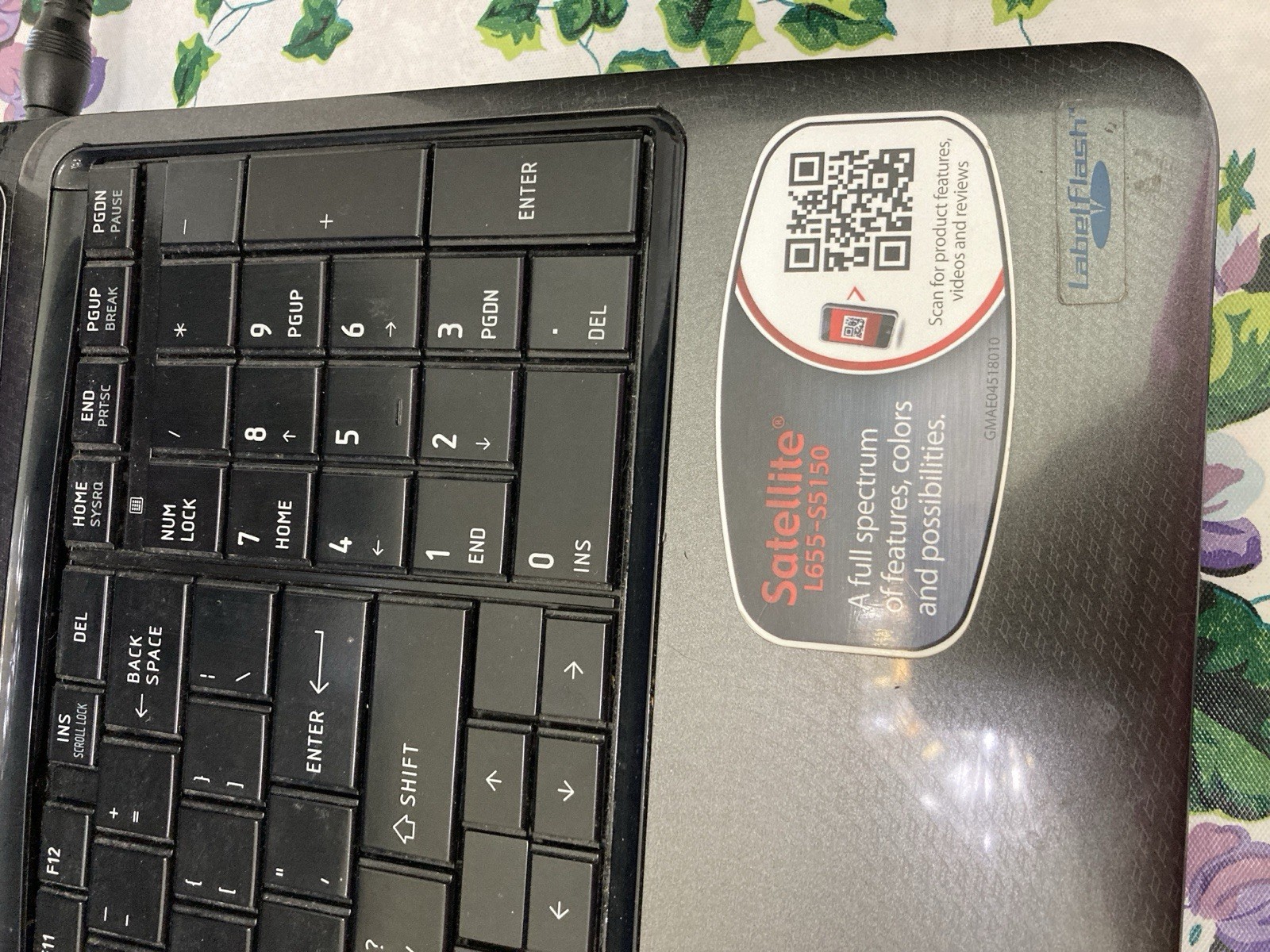 Toshiba Satellite L655-S5150 Parts Only! Read Computer & Power Cord