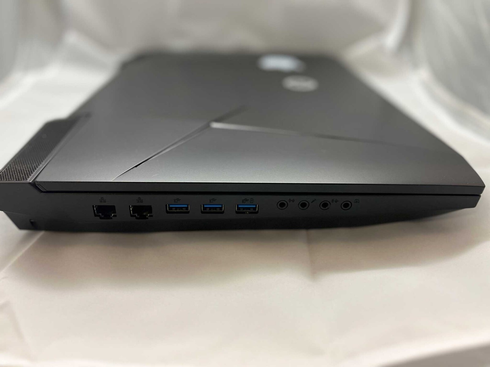 Origin Laptop EON17SLX 1080P GSYNC 17.3 – Black color