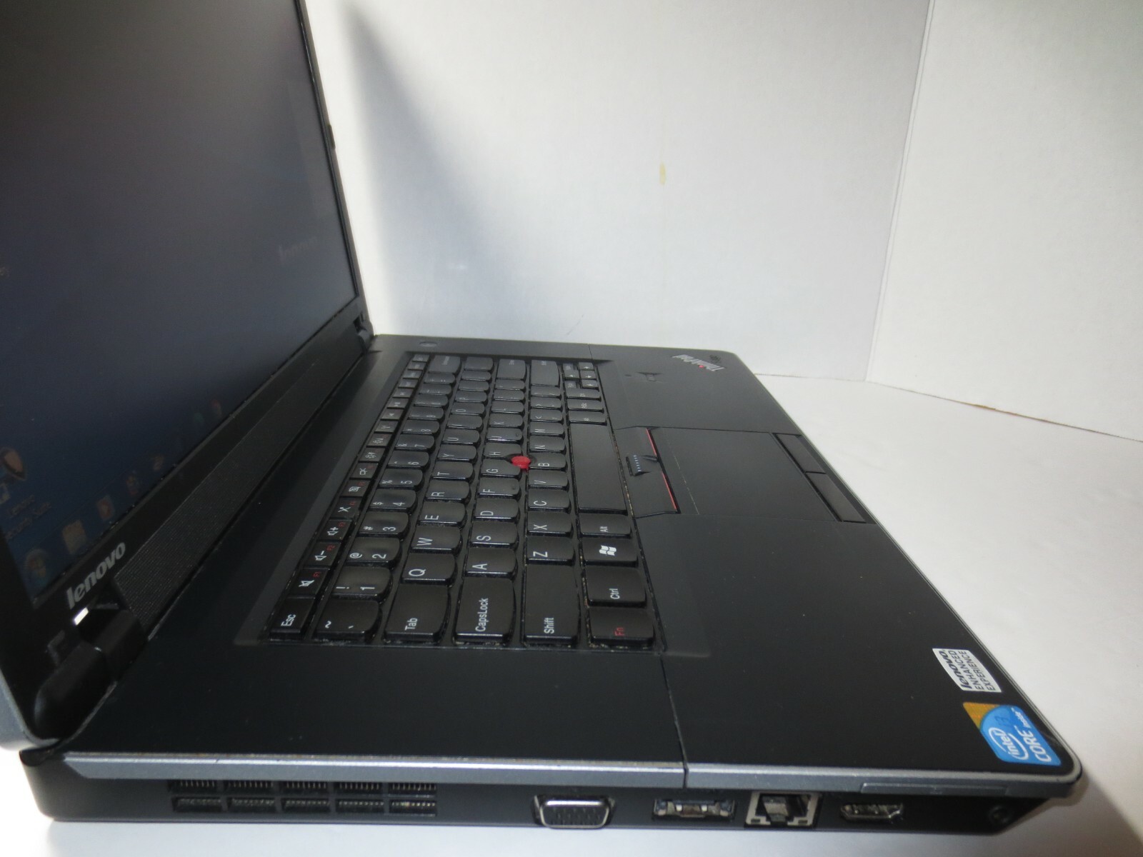 LENOVO THINKPAD EDGE 15.6″ 0319-25U COREi3 M370@2.4GHZ 4GB RAM 250GB SSD WIN7 O