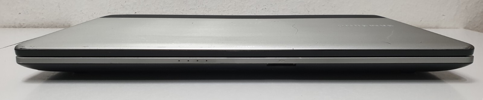 Samsung NP300E Windows XP Notebook i5-2430M 2.40GHz 500GB 4GB 15.6″ DVD FAULTY!