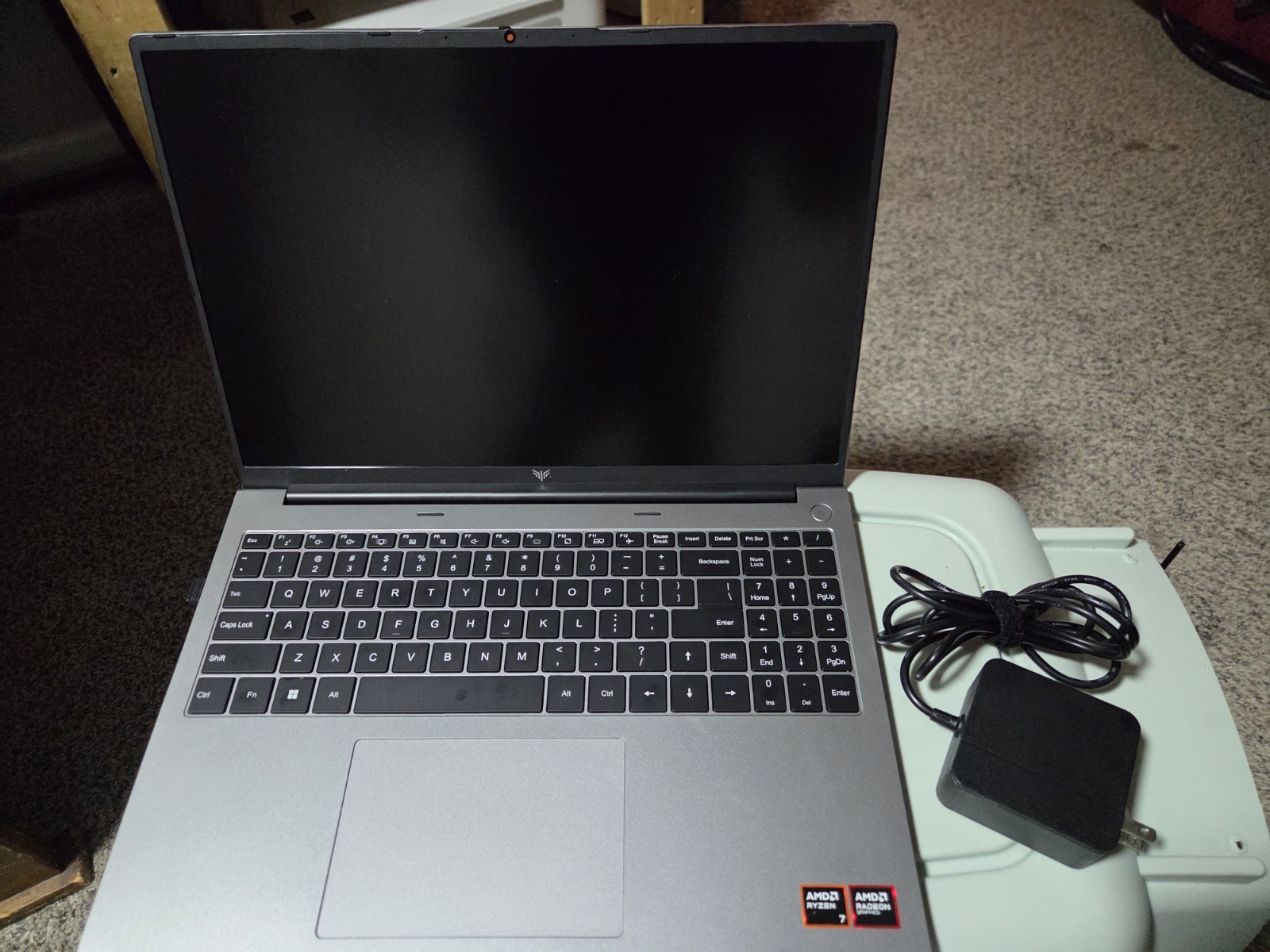 MALLRACE AX16 Pro Laptop AMD Ryzen 7 H255, 16GB RAM, 1TB SSD, 15.6″ FHD