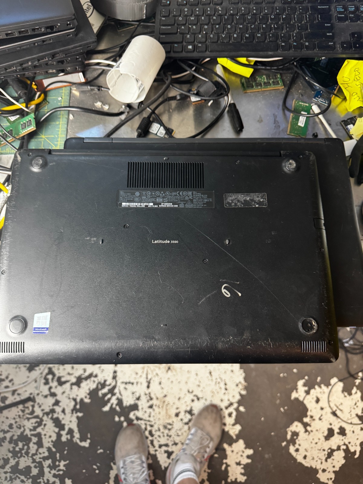 Dell Latitude 3590 Core I3 7th Gen Laptop For Parts/Repair #6139