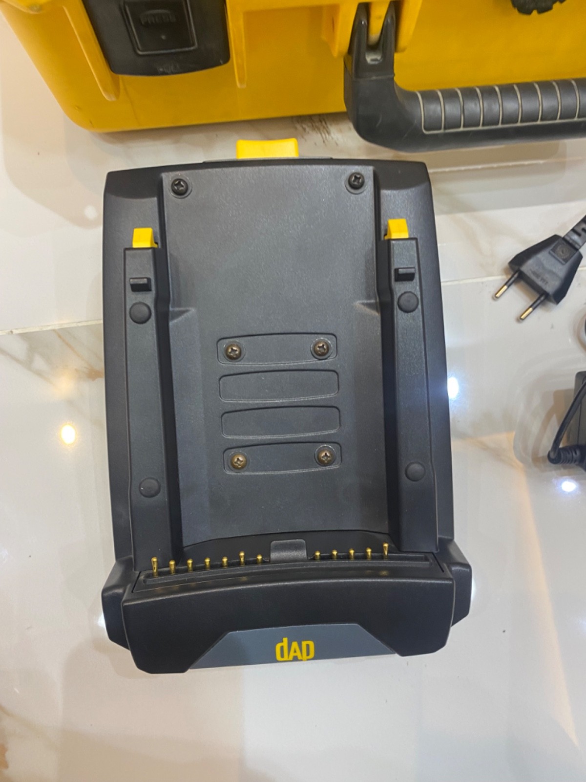DAP Technologies M9000 ,9000WBWV1 Rugged Tablet with CBCE840V-9 Docking station