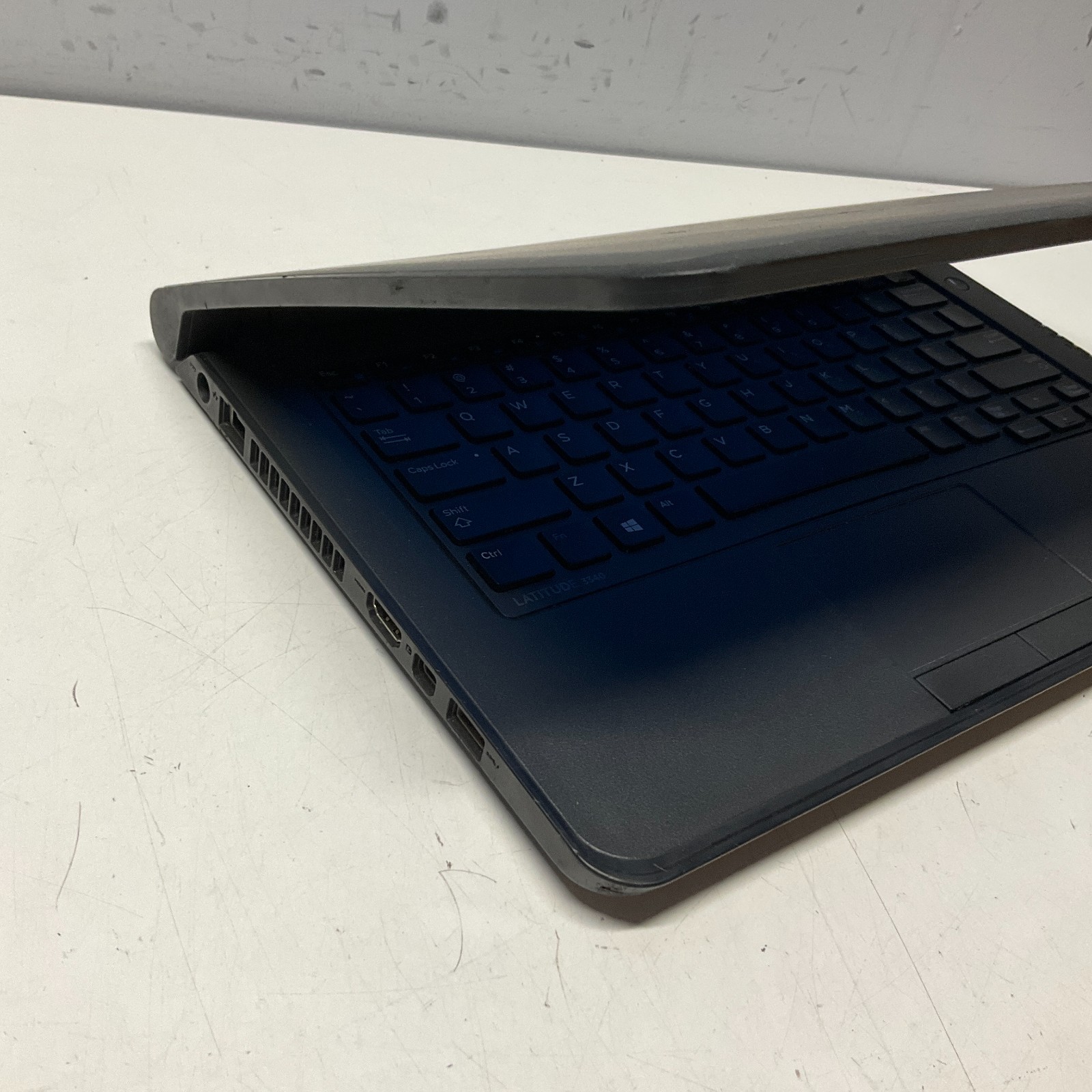 DELL Latitude 3340 Laptop Core I3-4030U@1.90GHz 4GB 256GB SSD Windows 10 Pro