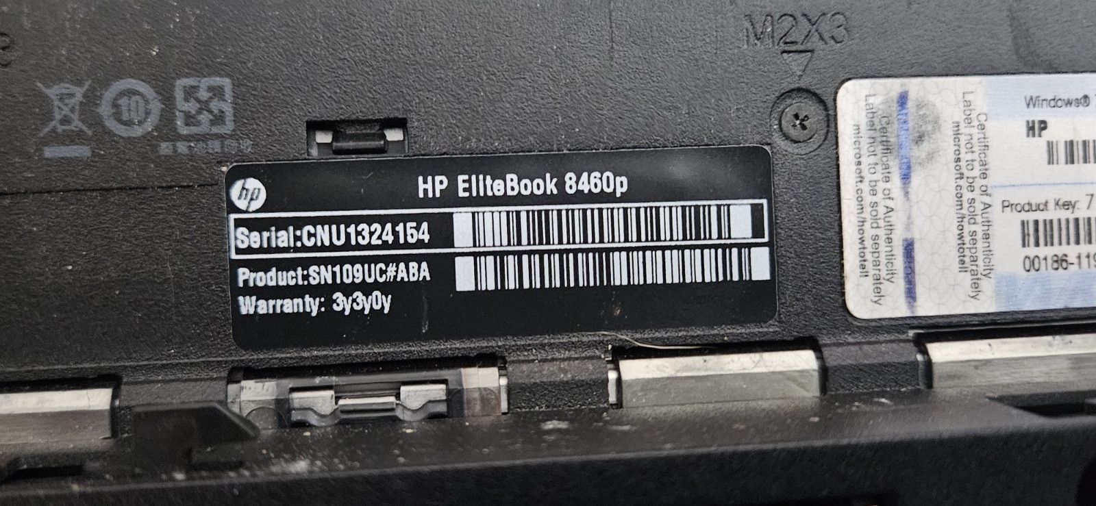 HP Elitebook 8460p Intel i5, 2.5GHz, 14.1 inch Laptop NO Charger SOLD AS IS