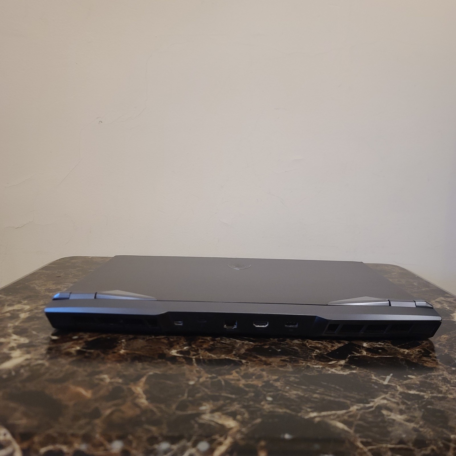 MSI GE76 RAIDER 11UE-046US GAMING LAPTOP CORE i7-11800H 8GB RAM RTX 3060 512GB