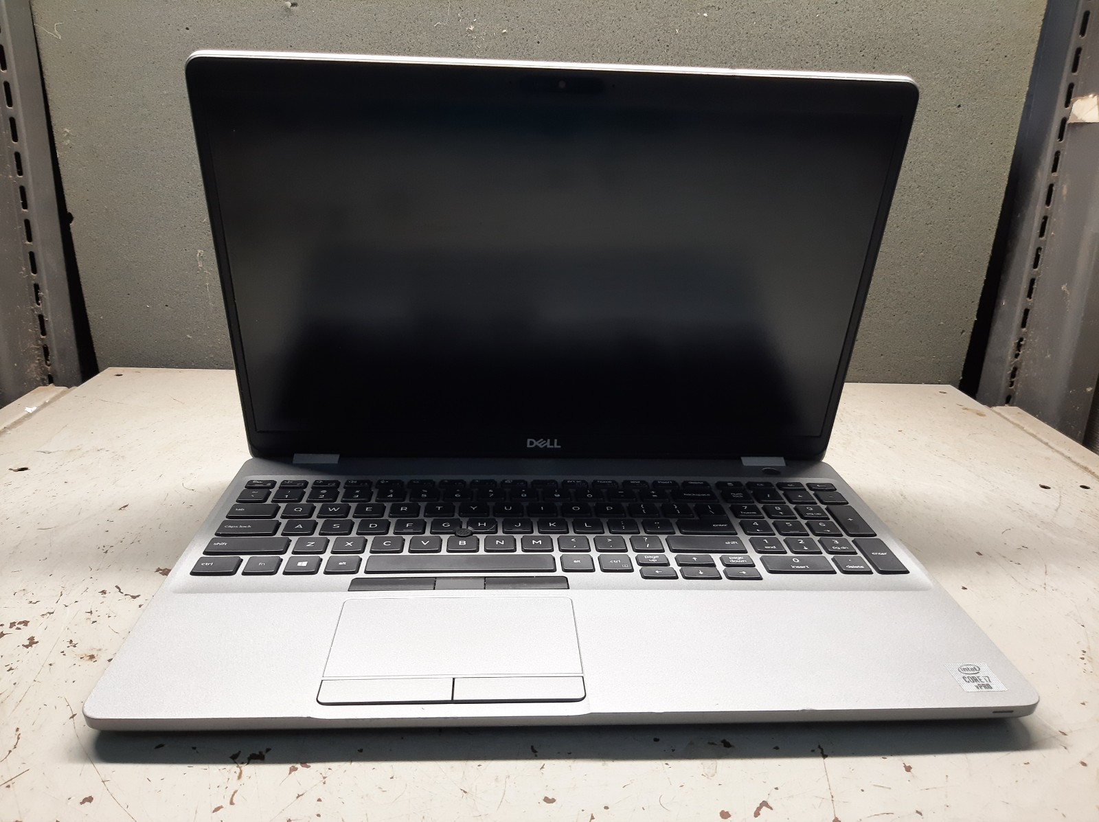 Dell Latitude 5510 15.6″ i7-10810u 8GB RAM No SSD No OS