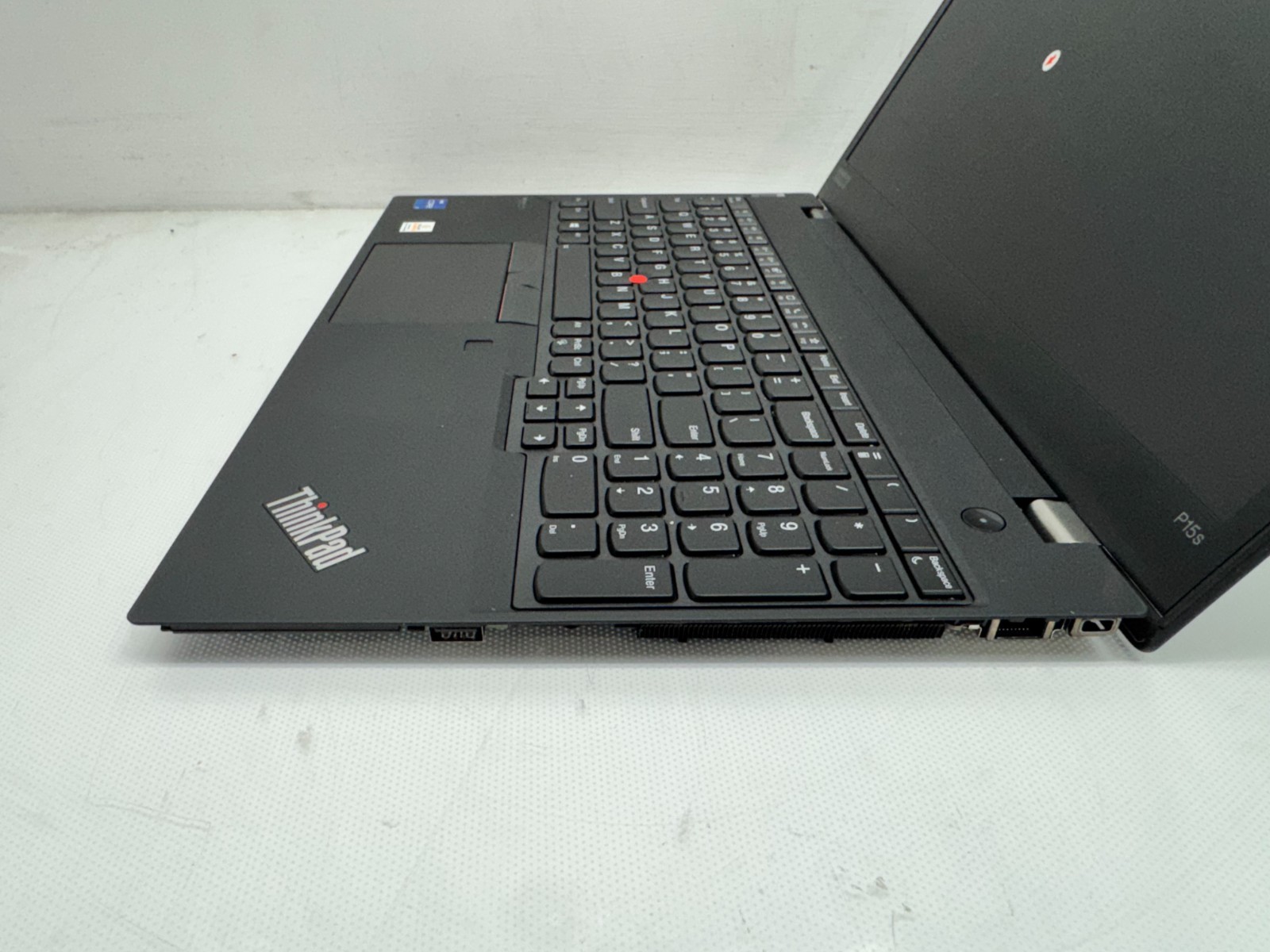 Lenovo ThinkPad P15s Gen 2 UHD Intel i7-1165G7@2.8GHz 16GB 256GB T500 **READ**