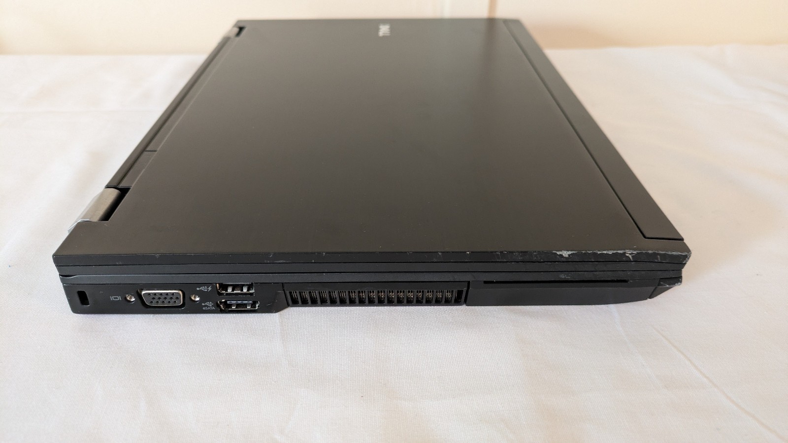 Dell Latitude E6400 Laptop 14″ Intel C2D 2.53GHz 2GB RAM 320GB HDD Windows XP