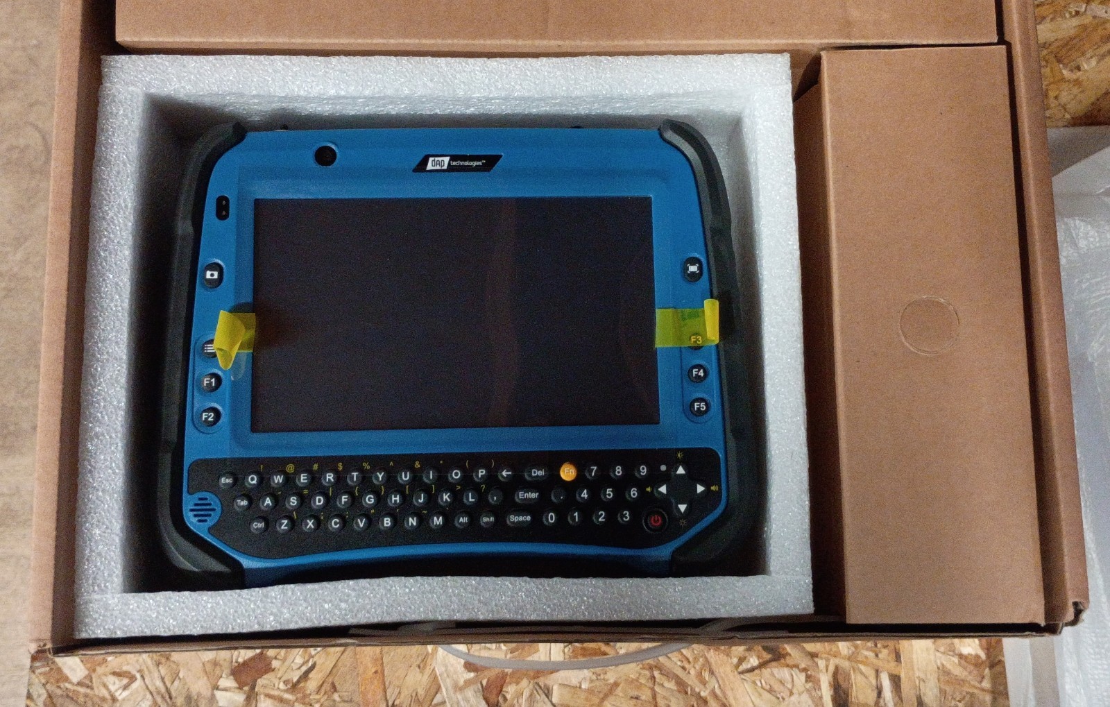DAP Technologies M9020 Rugged 10.1in Tablet PC Win7 2GB RAM 128GB SSD