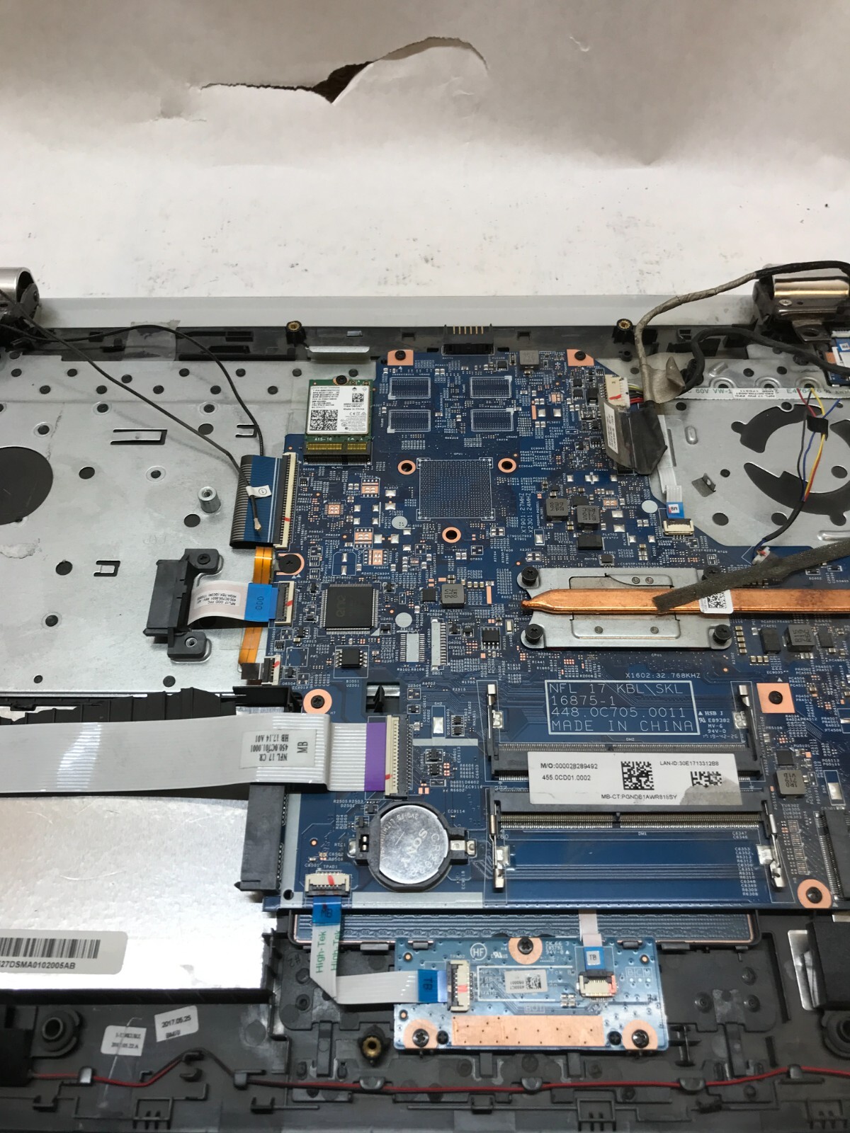 HP Pavilion 17-BS 17″ Unknown Specs NO RAM NO HDD/OS For Parts/Repair AS IS – DW