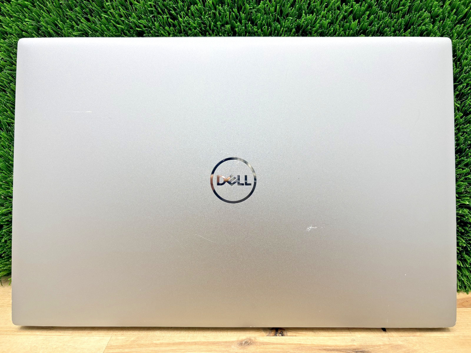 Dell Precision 5560 Xeon W-11955M 2.60GHz 32GB RAM 256GB SSD NVIDIA RTX A2000*