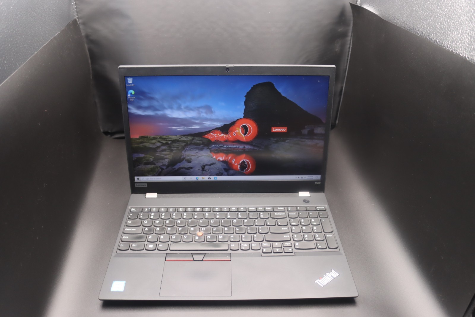 Lenovo Thinkpad T590 15.6 inch (256GB, Intel Core i5 8th Gen., 1.60GHz, 8GB)