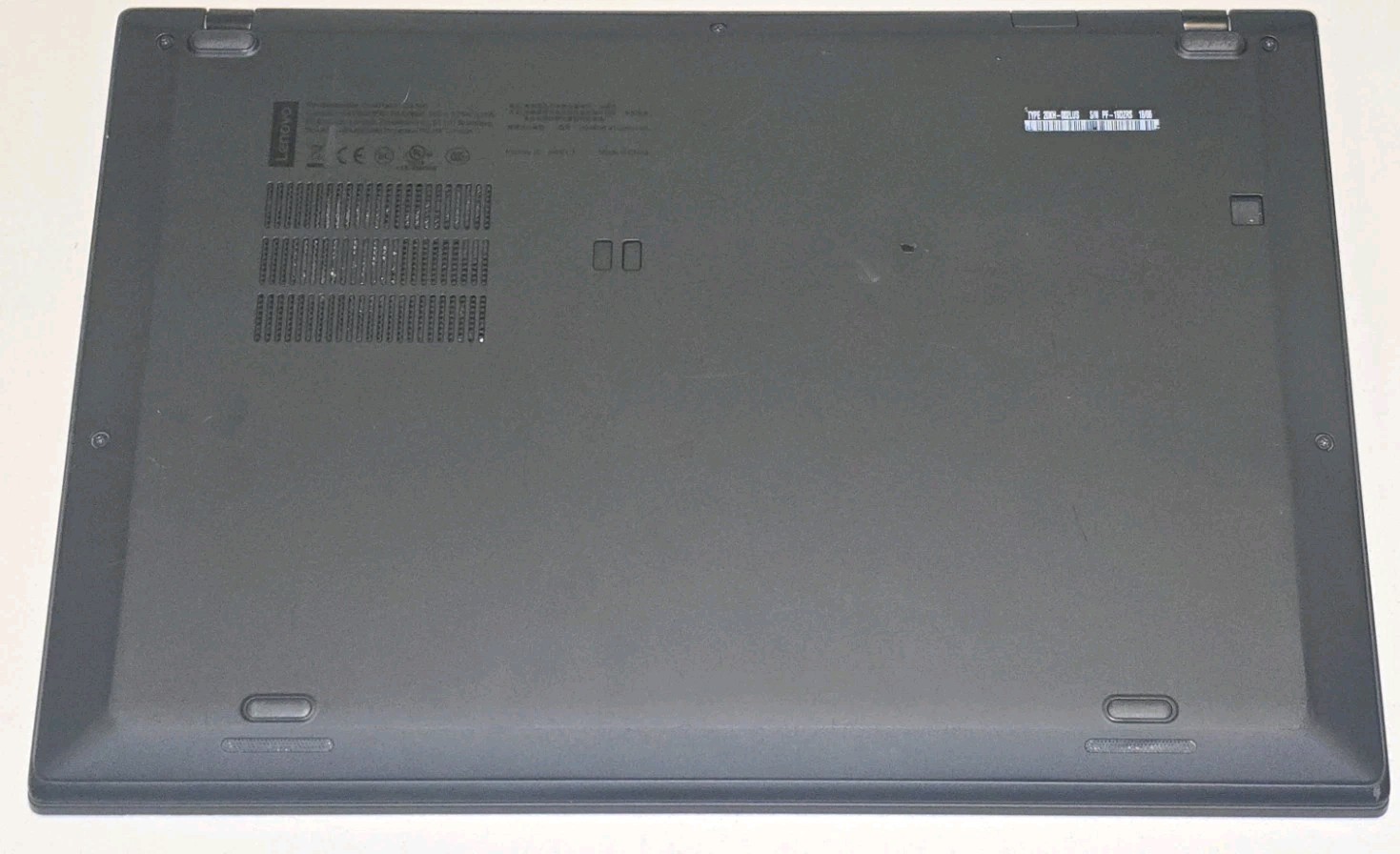 Lenovo ThinkPad X1 Carbon 6th Gen 14″ QHD i7-8650U 256GB 16GB W10P