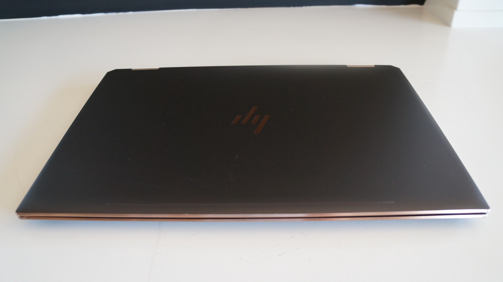 HP Spectre x360 15-DF i7-8565U 1.8GHz 8GB RAM 256GB SSD 4K Display, READ.