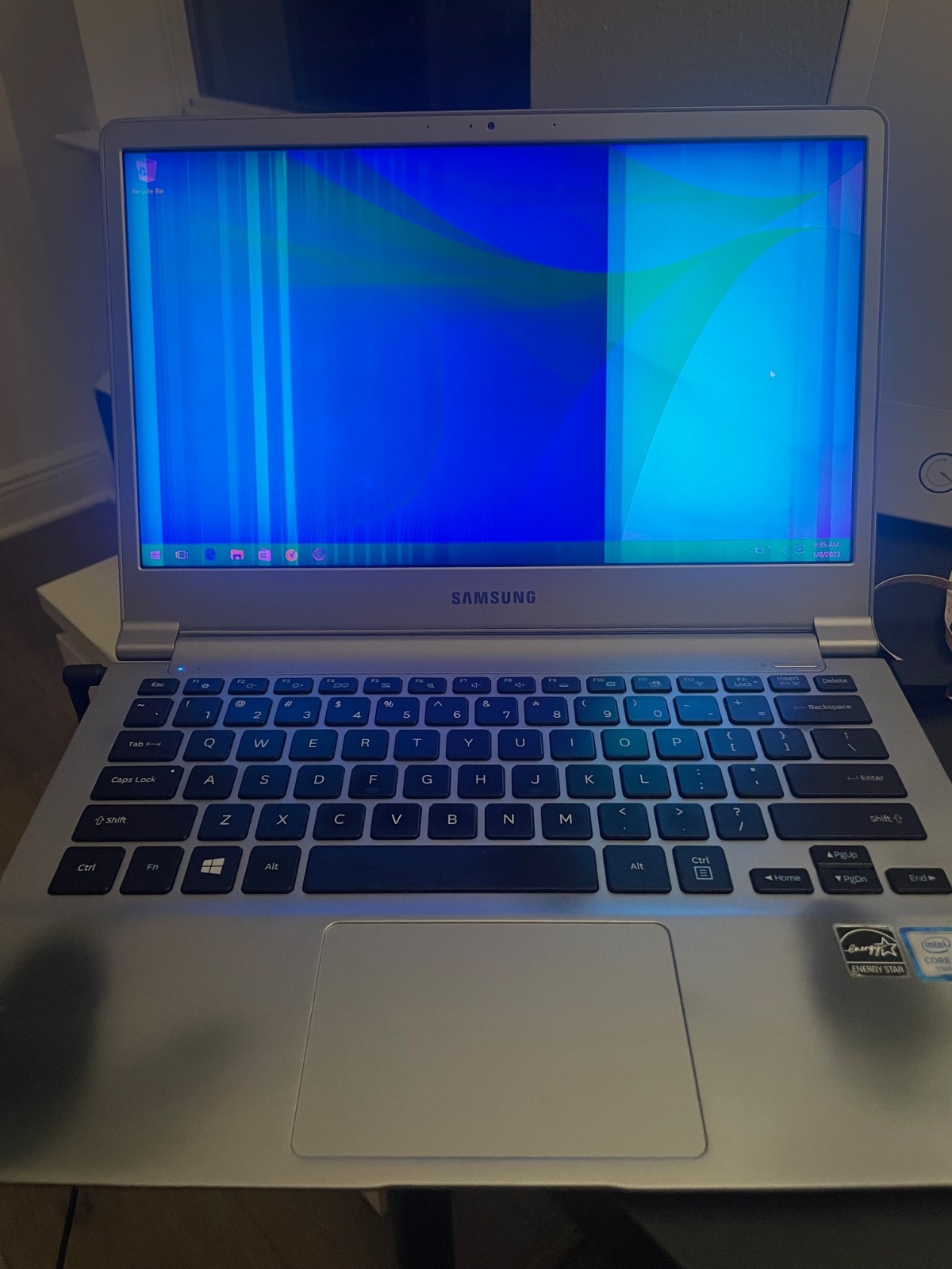 Samsung Laptop NP900X3L Mostly Working Except for Display and Keyboard