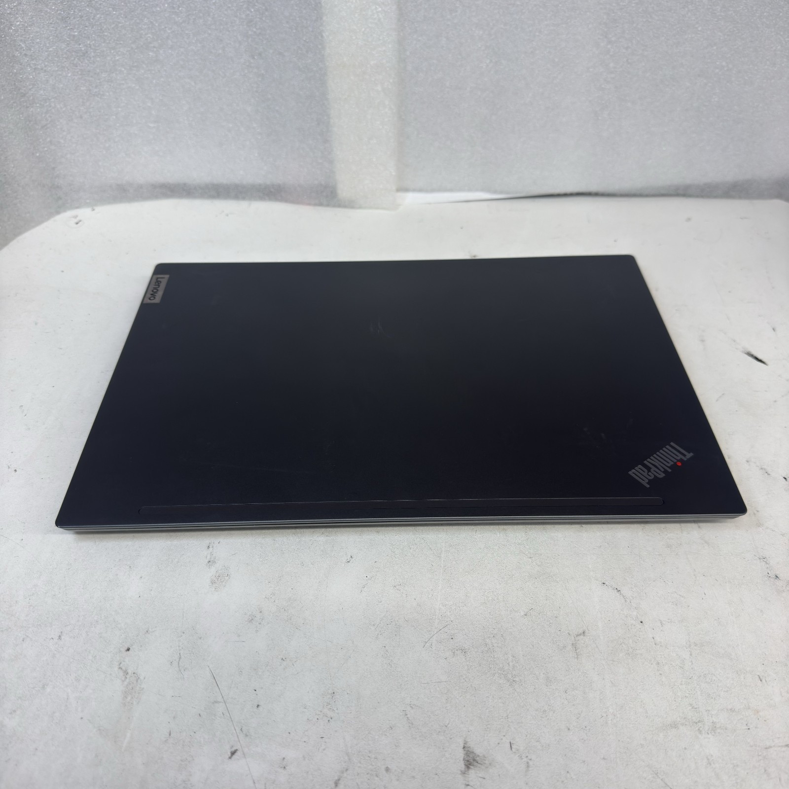 Lenovo ThinkPad T14s Gen 2a 14″ AMD Ryzen 5 Pro 5650U 8GB RAM 256GB SSD #TP15