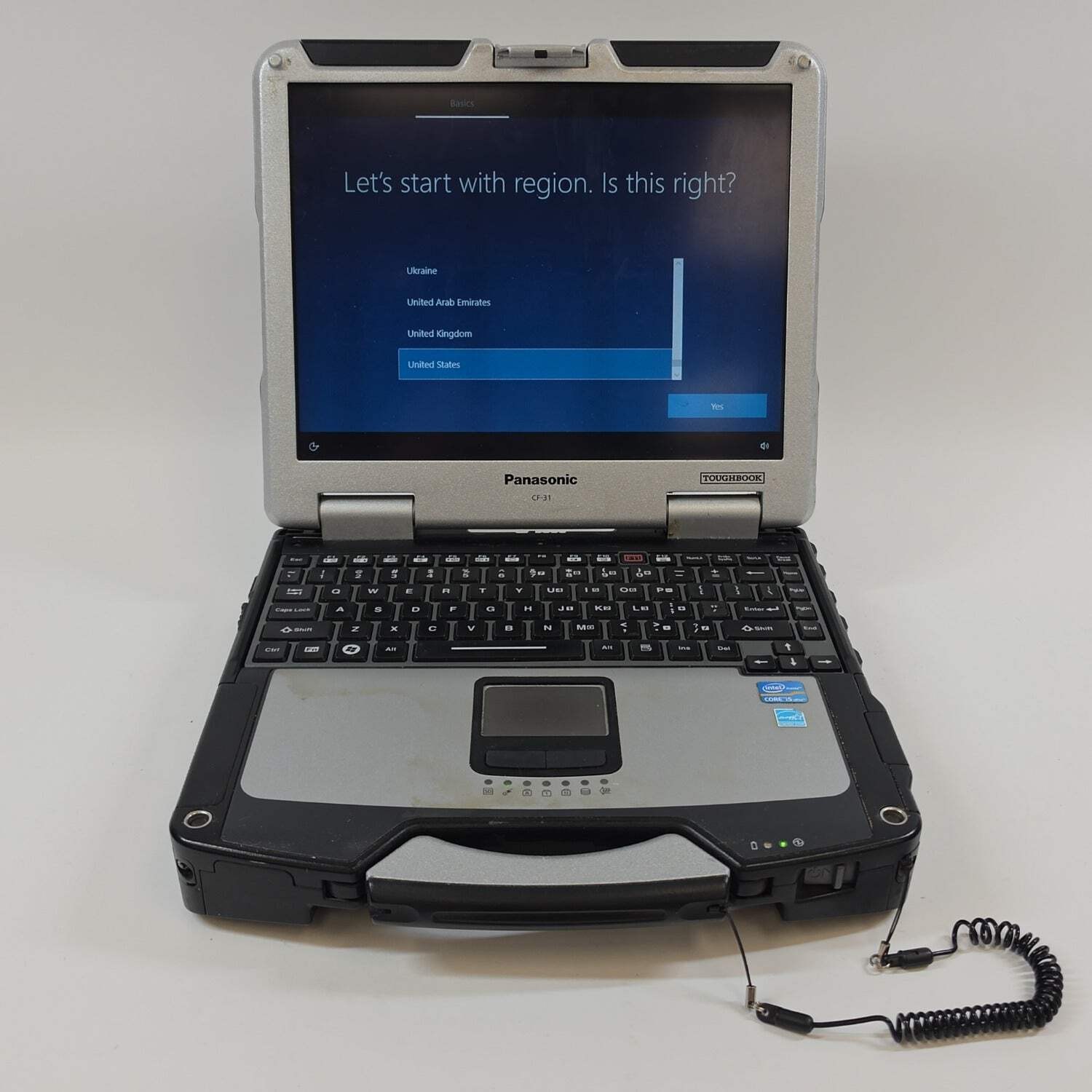 Panasonic Toughbook CF-31 13.1″ i5-3340M 2.7GHz 8GB RAM 512GB SSD AMD Radeon 520