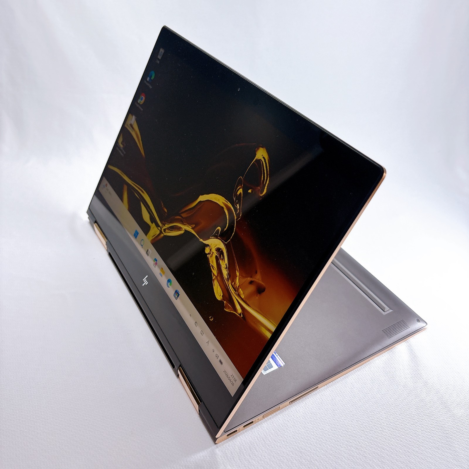 HP Spectre x360 13-ae0xx Core i7 16GB RAM 5121GB SSD 13.3″ Touch 2-in-1 _807