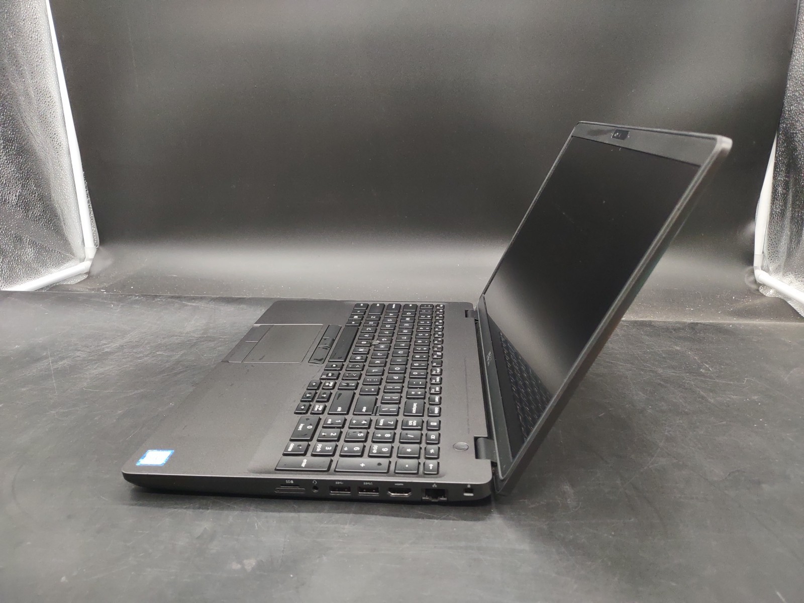 Dell Latitude 5501 i7 9850H @ 2.60GHz 16GB RAM NO SSD NO OS