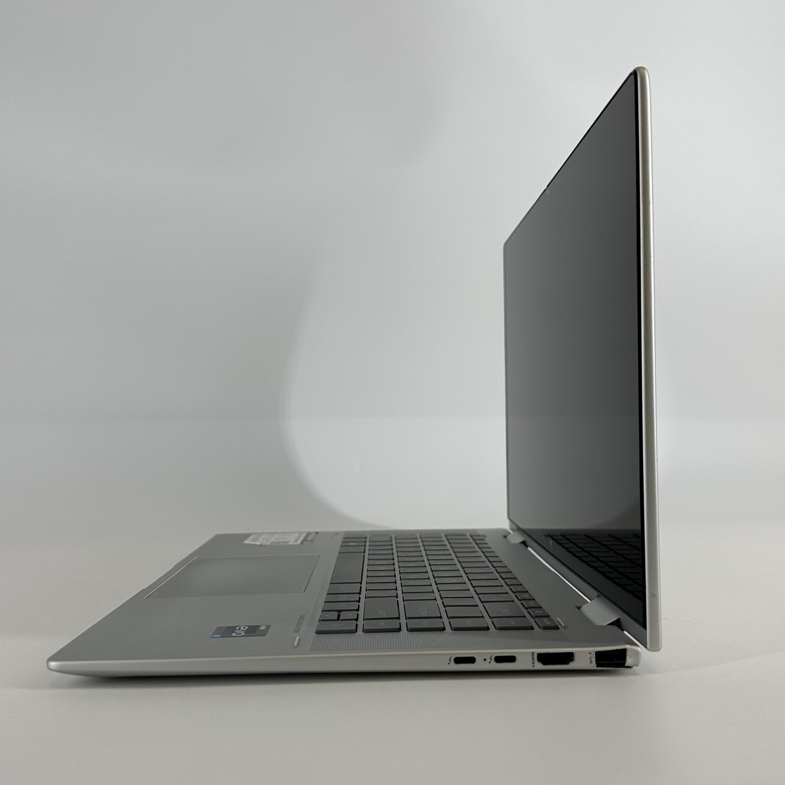 HP Envy x360 15.6 Silver FHD TOUCH 1.7 GHz i7-1355U 16GB 512GB SSD Good