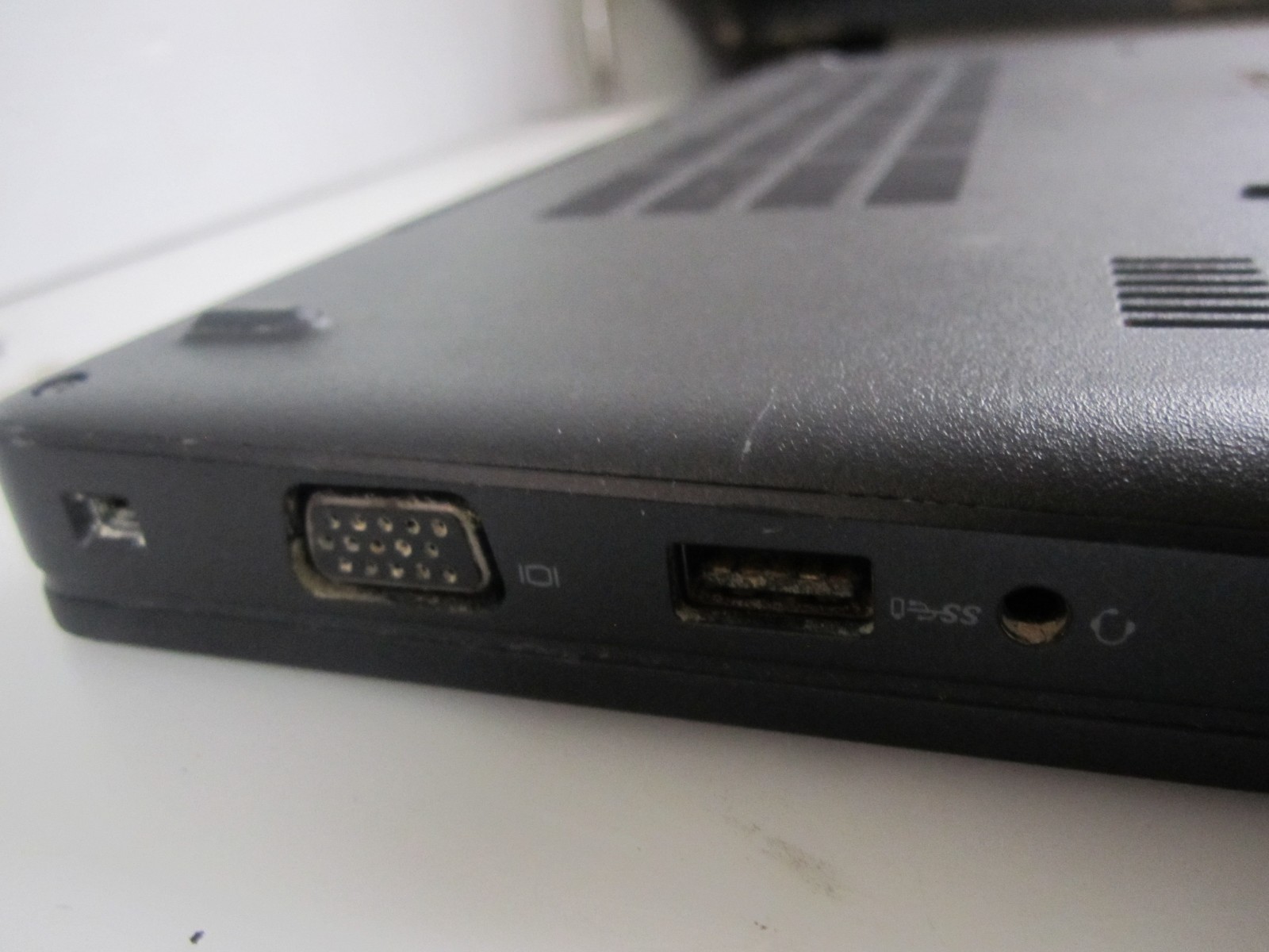 Dell Latitude 5491 i5-8300H 2.3GHz 8GB NO HDD/OS/AC LAPTOP BIOS READ