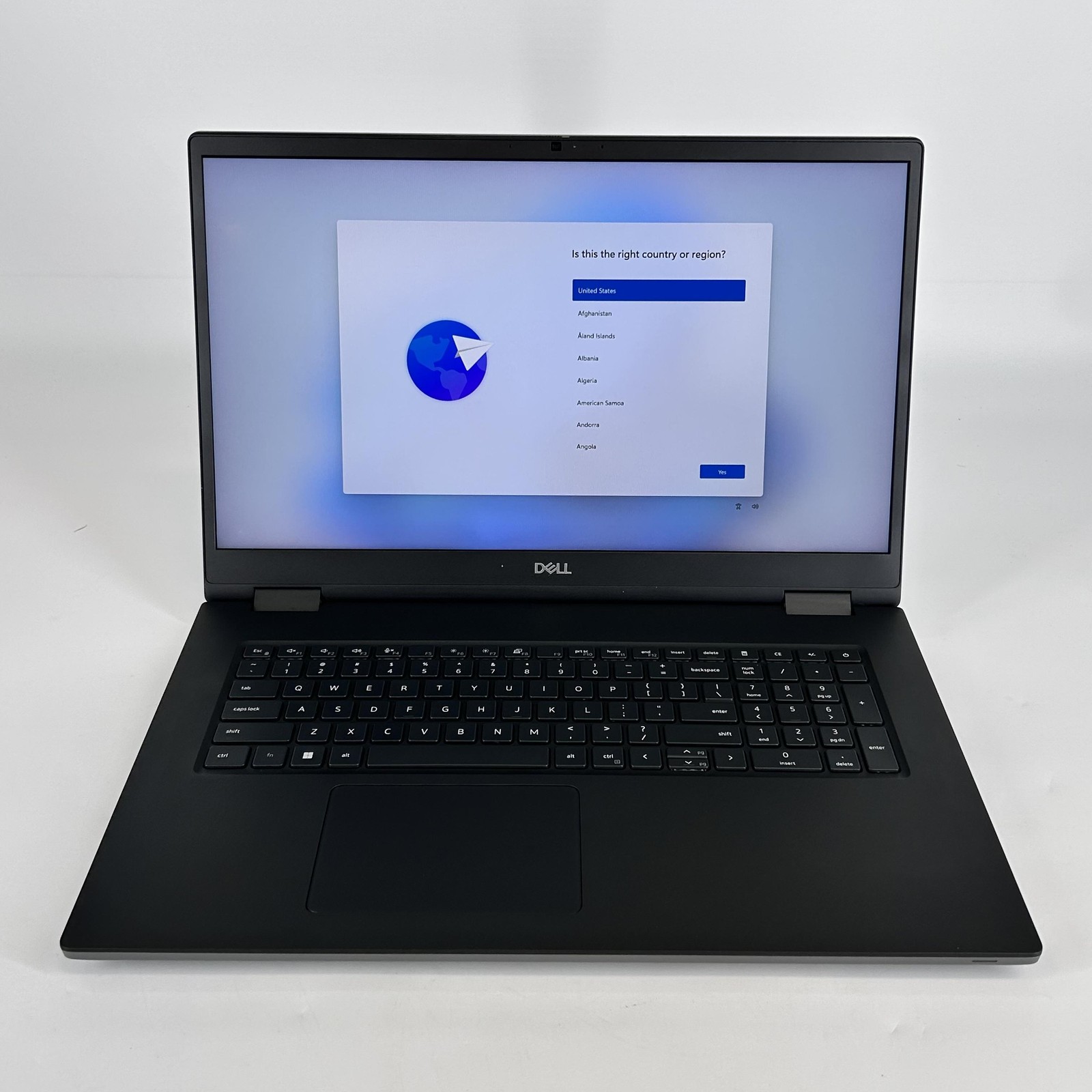 Dell Precision 7780 17.3 FHD 2.2 GHz i9-13950HX 64GB 512GB SSD RTX 4000 Ada Good