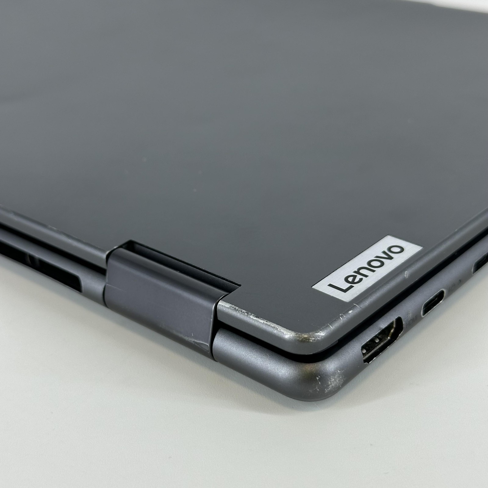 Lenovo Yoga 7i 14 Gray FHD+ TOUCH 1.3 GHz i5-1335U 8GB 512GB SSD Good